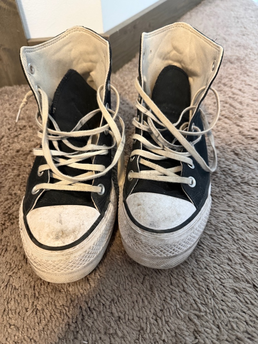 Women’s  platform converse